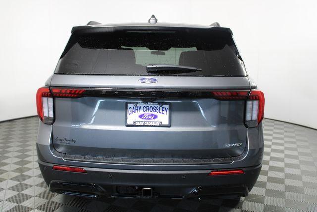 new 2025 Ford Explorer car, priced at $47,500