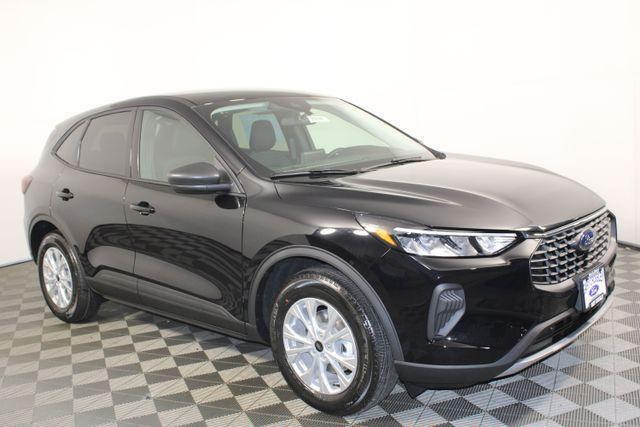new 2025 Ford Escape car, priced at $30,081
