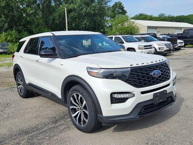 used 2022 Ford Explorer car, priced at $27,000