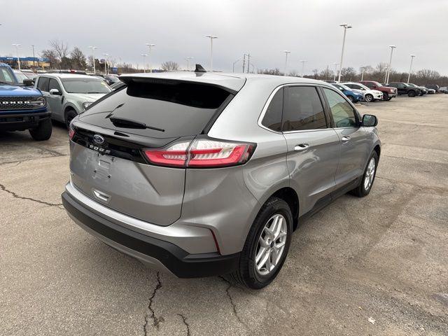 used 2021 Ford Edge car, priced at $20,000