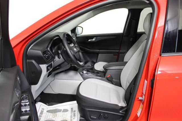 new 2024 Ford Escape car, priced at $33,098