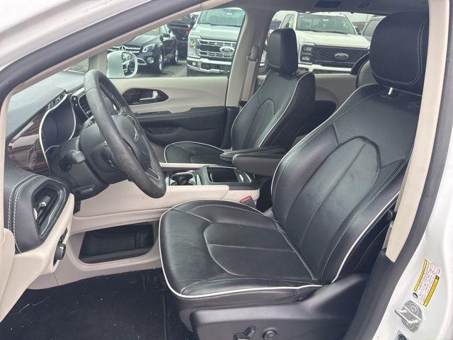 used 2022 Chrysler Pacifica car, priced at $34,000
