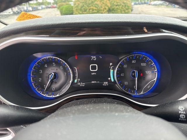 used 2022 Chrysler Pacifica car, priced at $34,000