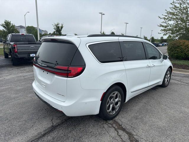 used 2022 Chrysler Pacifica car, priced at $34,000