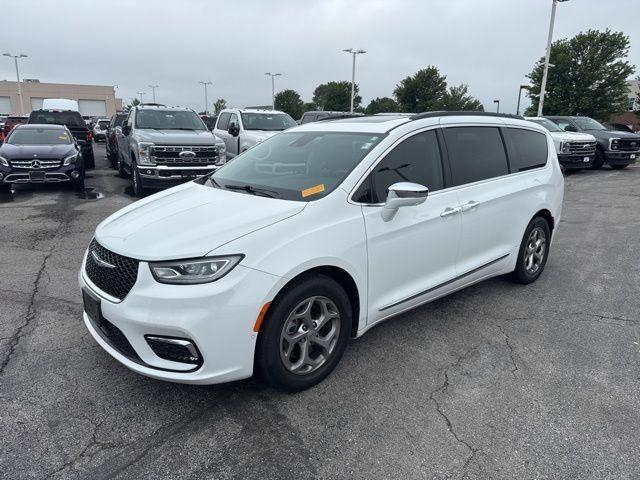 used 2022 Chrysler Pacifica car, priced at $34,000