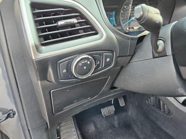 used 2022 Ford Edge car, priced at $23,900
