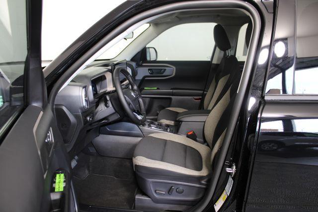 new 2025 Ford Bronco Sport car, priced at $33,000