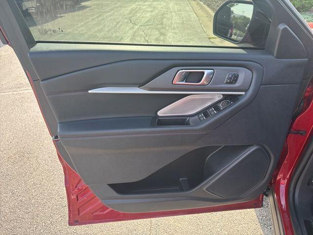 used 2025 Ford Explorer car, priced at $52,000