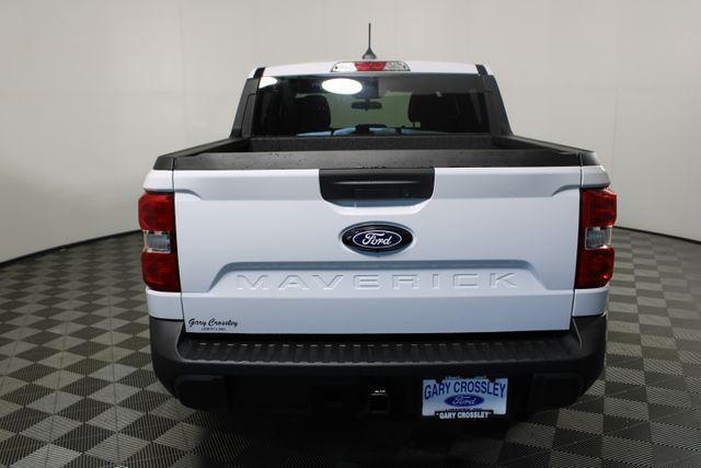 new 2025 Ford Maverick car, priced at $32,090