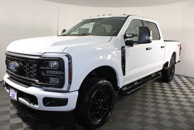 new 2024 Ford F-350 car, priced at $60,000