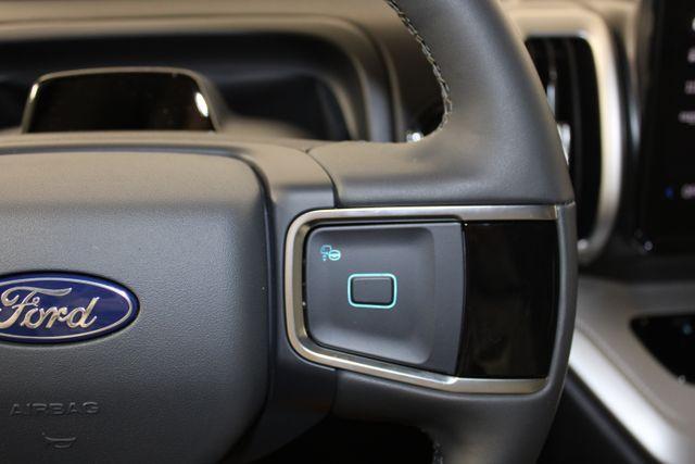 new 2025 Ford Expedition car, priced at $72,000