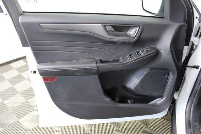 new 2025 Ford Escape car, priced at $31,000