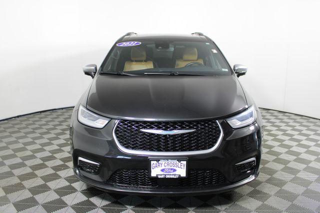 used 2021 Chrysler Pacifica Hybrid car, priced at $20,500