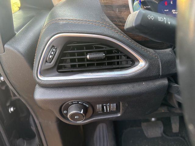 used 2021 Chrysler Pacifica Hybrid car, priced at $25,000