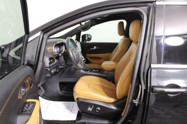 used 2021 Chrysler Pacifica Hybrid car, priced at $20,500