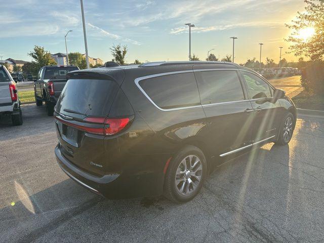 used 2021 Chrysler Pacifica Hybrid car, priced at $25,000