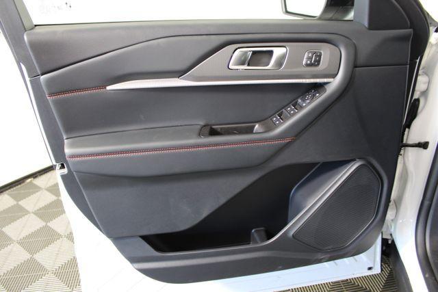 new 2025 Ford Explorer car, priced at $58,849