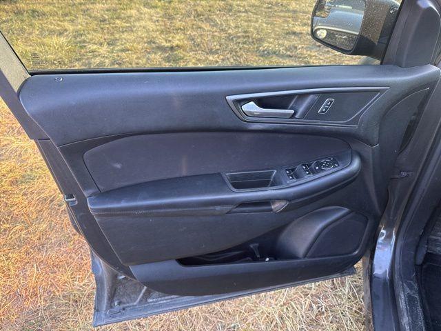 used 2016 Ford Edge car, priced at $9,900