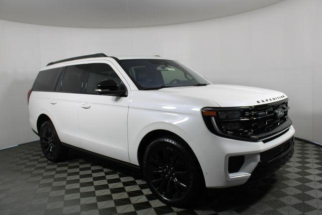 new 2025 Ford Expedition car, priced at $81,510