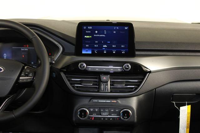 new 2025 Ford Escape car, priced at $28,684