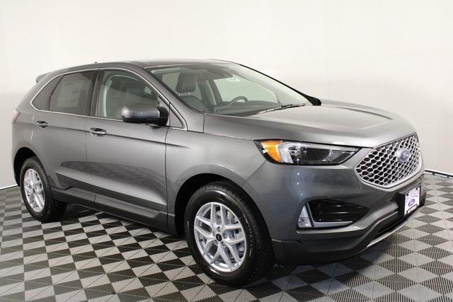 new 2024 Ford Edge car, priced at $37,700