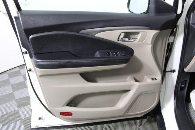 used 2016 Honda Pilot car, priced at $9,900