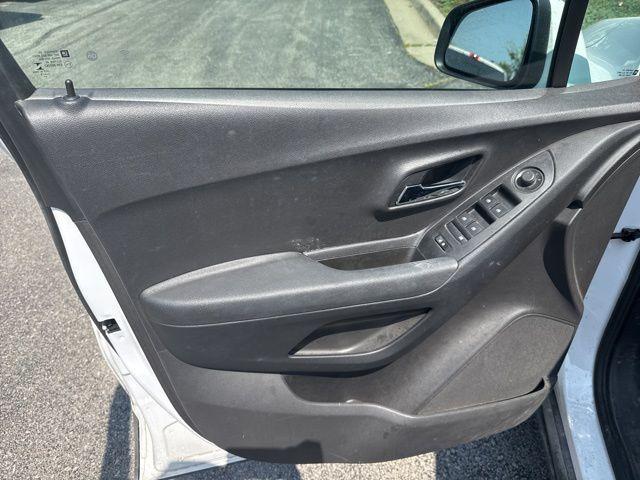 used 2019 Chevrolet Trax car, priced at $14,000