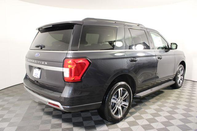 new 2024 Ford Expedition car, priced at $65,000