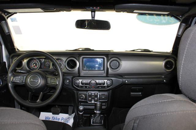 used 2023 Jeep Gladiator car, priced at $27,900