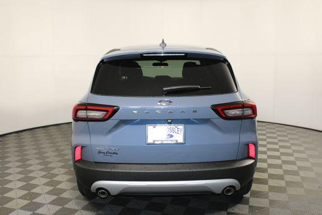 new 2025 Ford Escape car, priced at $29,876