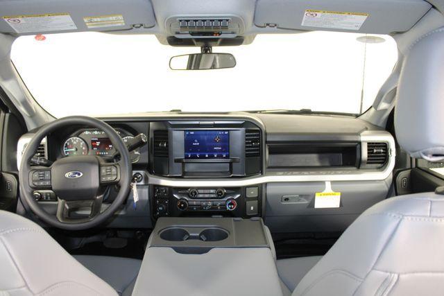 new 2025 Ford F-250 car, priced at $54,500
