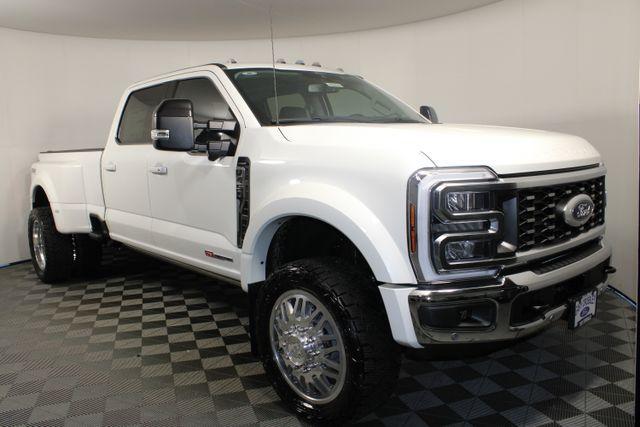new 2025 Ford F-450 car, priced at $107,979