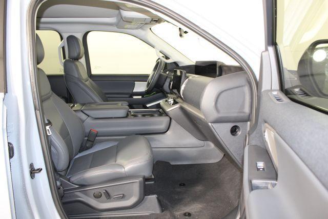 new 2025 Ford Expedition Max car, priced at $75,000