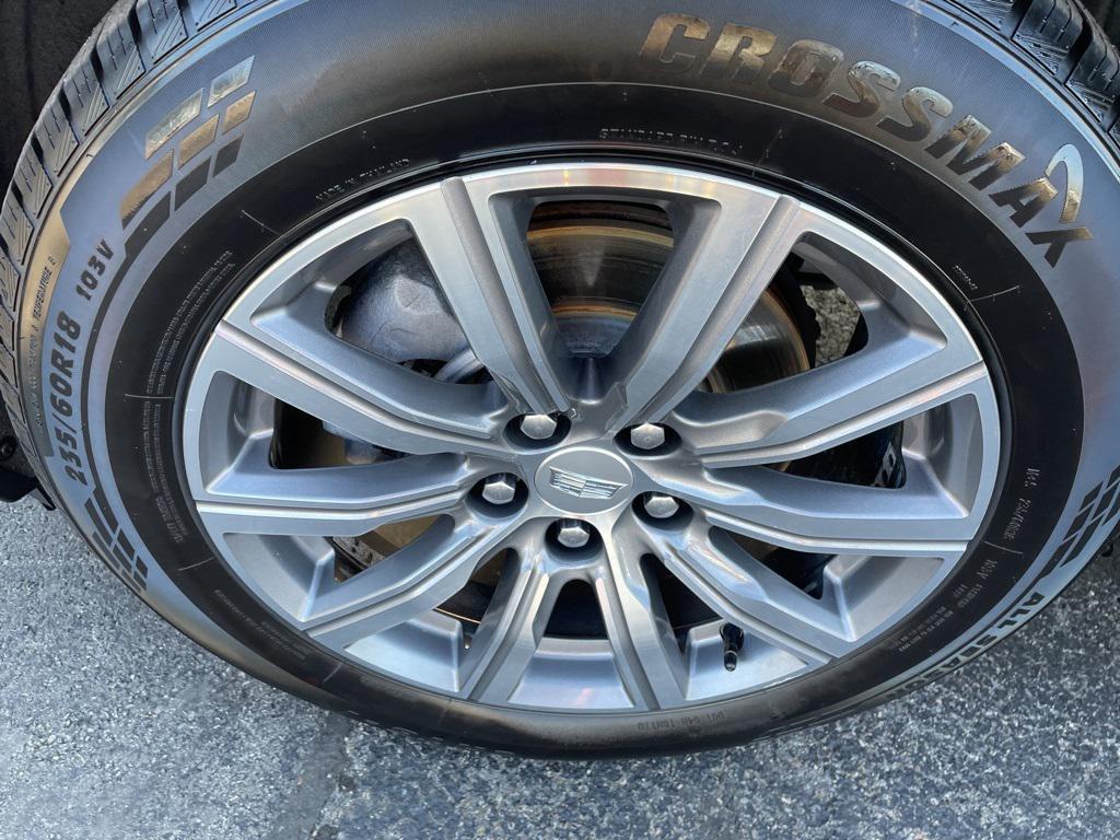 used 2023 Cadillac XT4 car, priced at $33,541