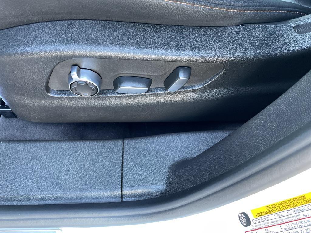 used 2023 Cadillac XT4 car, priced at $33,541