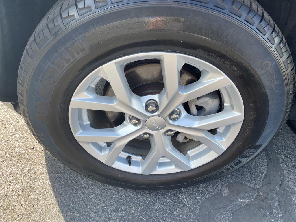 used 2023 Jeep Grand Cherokee car