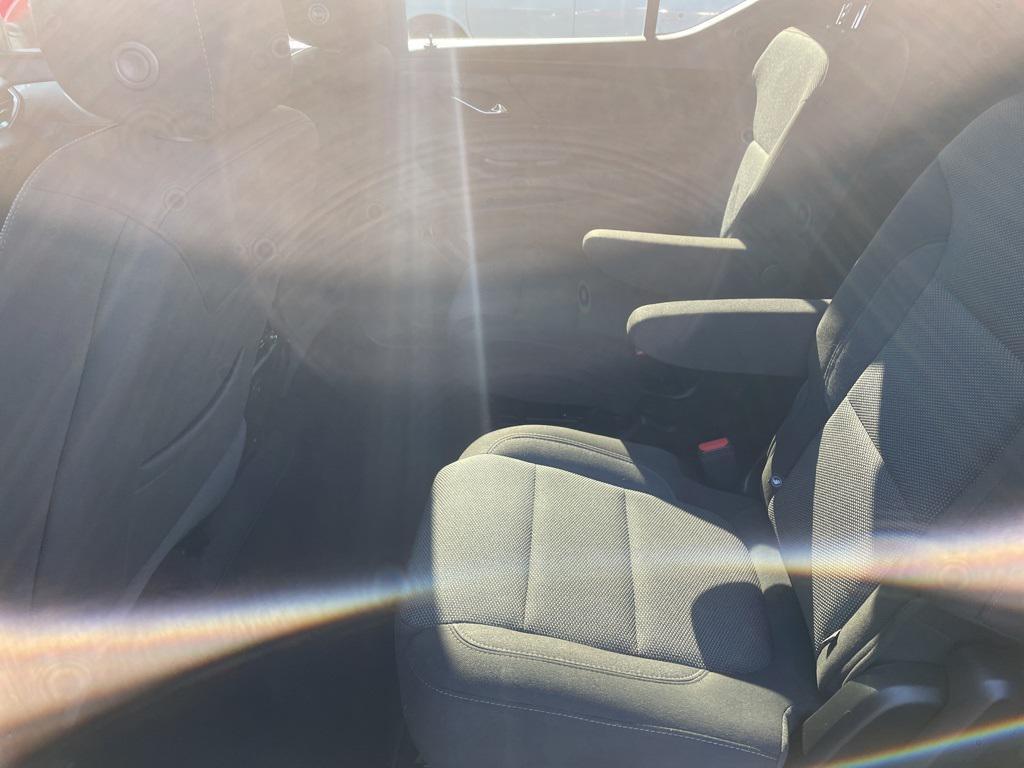 used 2023 Chevrolet Traverse car, priced at $33,777