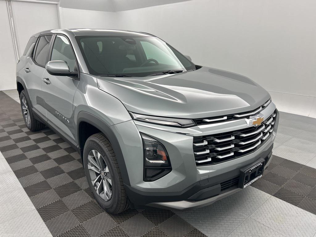 new 2026 Chevrolet Equinox car, priced at $31,678