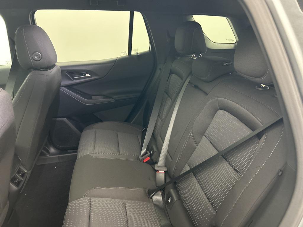 new 2026 Chevrolet Equinox car, priced at $31,678