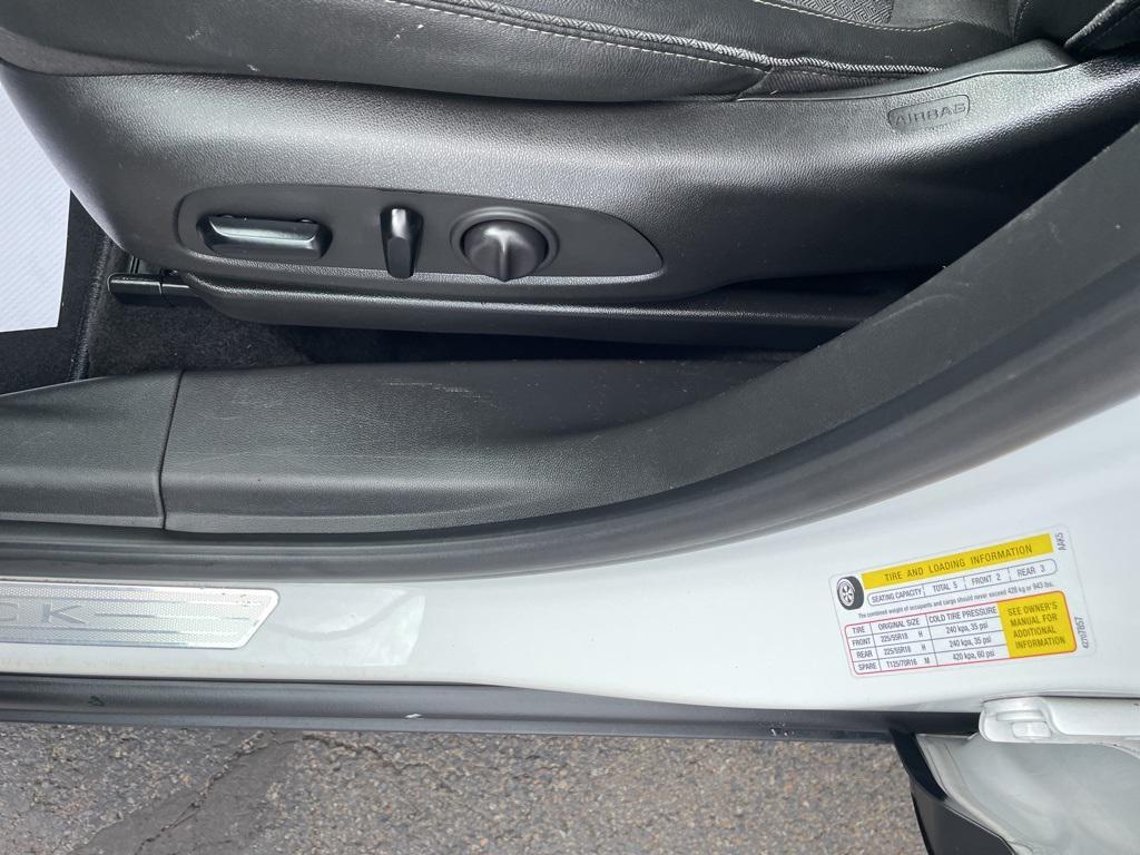 used 2022 Buick Encore GX car, priced at $21,060