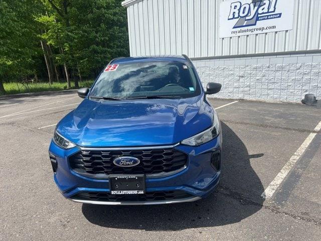 used 2023 Ford Escape car, priced at $28,789