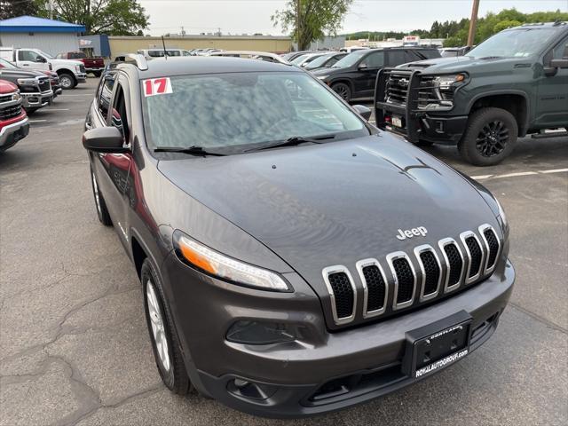 used 2017 Jeep Cherokee car, priced at $13,475