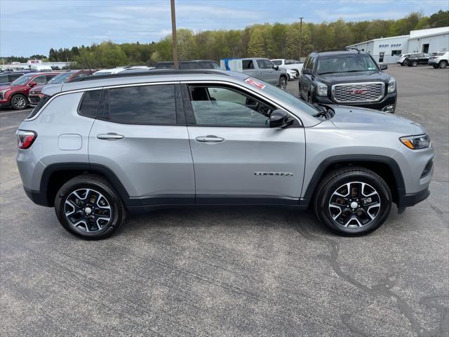 used 2022 Jeep Compass car, priced at $23,325