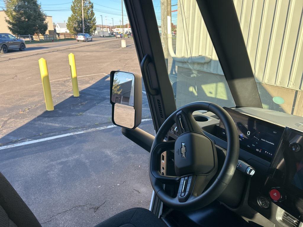 new 2025 Chevrolet BrightDrop 400 car, priced at $81,035