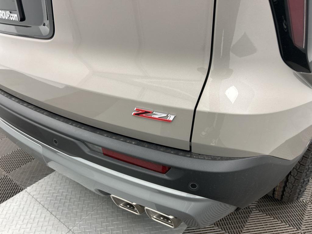 new 2026 Chevrolet Traverse car, priced at $55,629