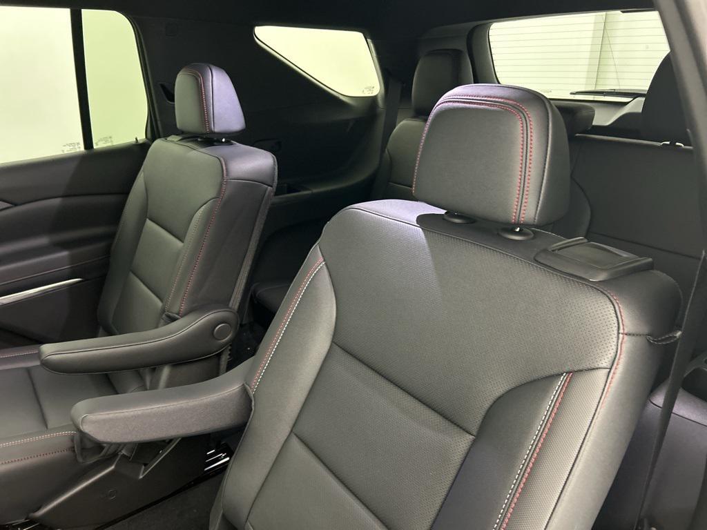 new 2026 Chevrolet Traverse car, priced at $55,629