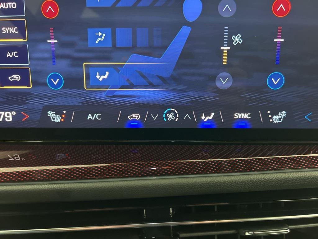 new 2026 Chevrolet Traverse car, priced at $55,629