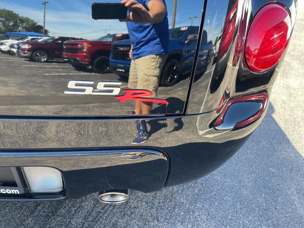 used 2004 Chevrolet SSR car, priced at $28,888