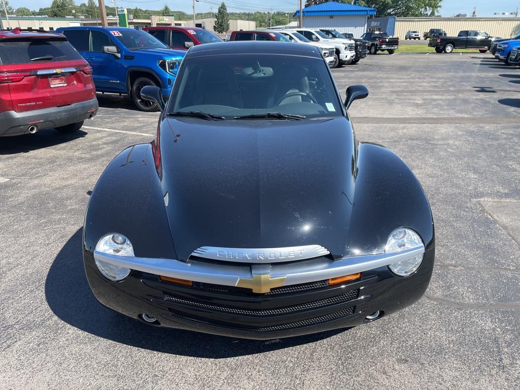 used 2004 Chevrolet SSR car, priced at $28,888
