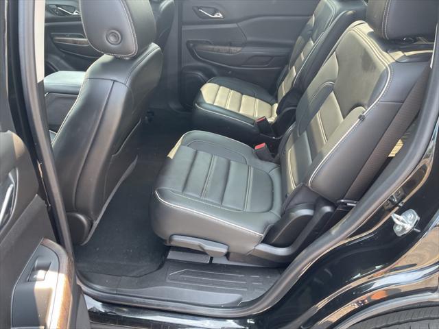 used 2022 GMC Acadia car, priced at $38,125